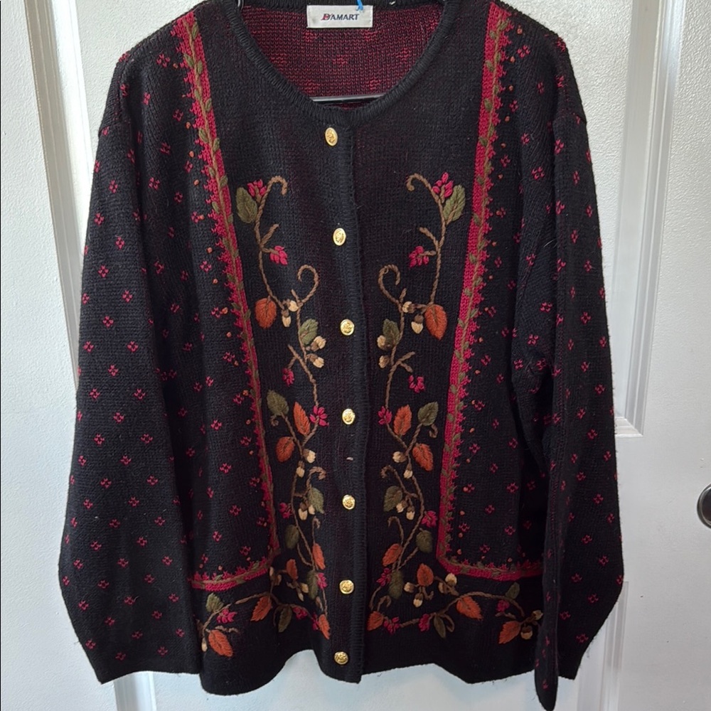 VINTAGE cottage core embroidered cardigan Sweater XL